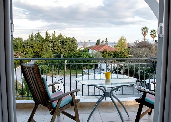 Апартаменты Paleo Kalamaki